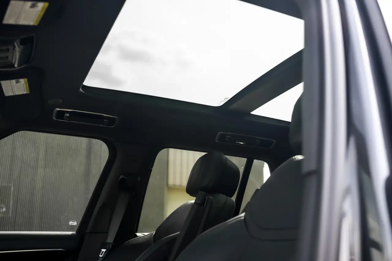 Land Rover Range Rover - Image 13