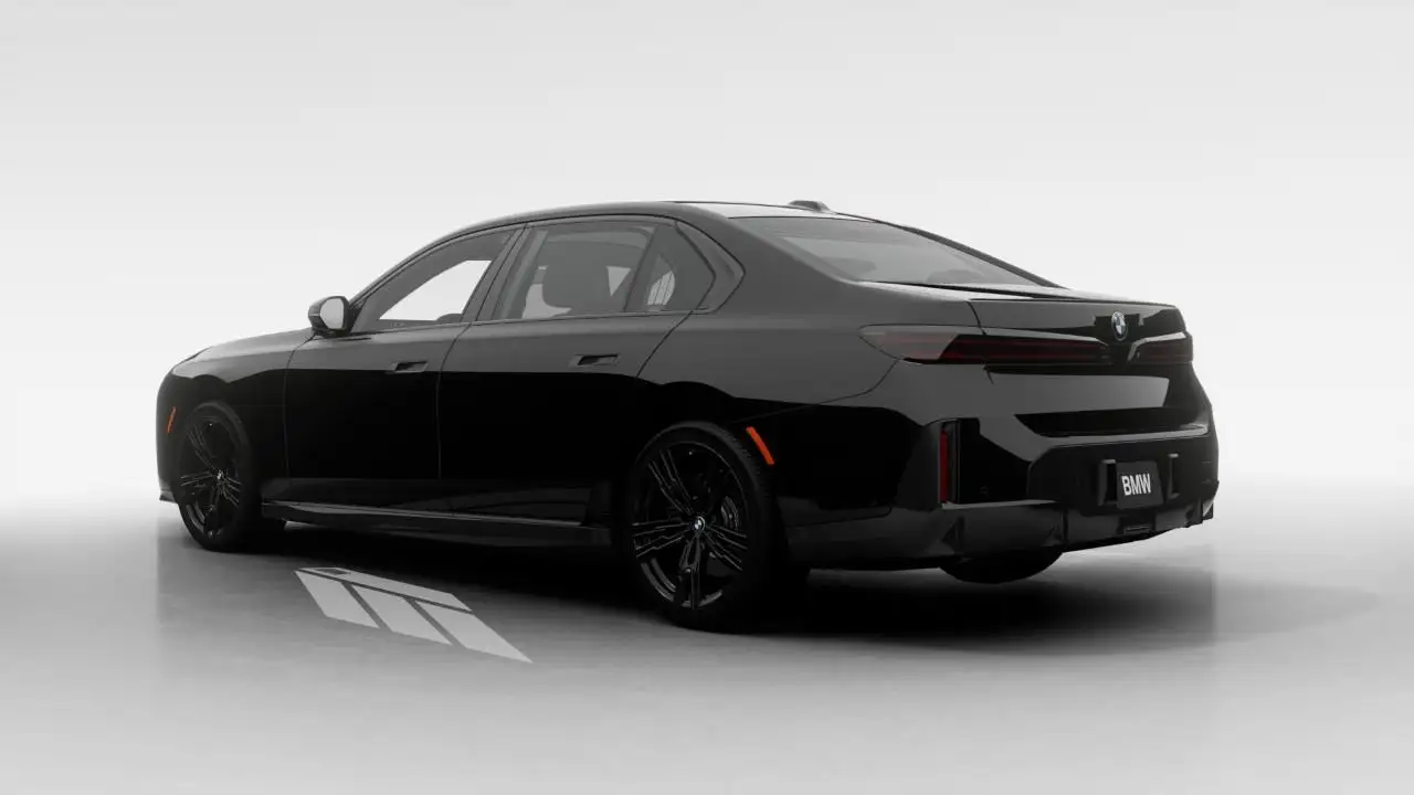 BMW 7 Series - Image 2