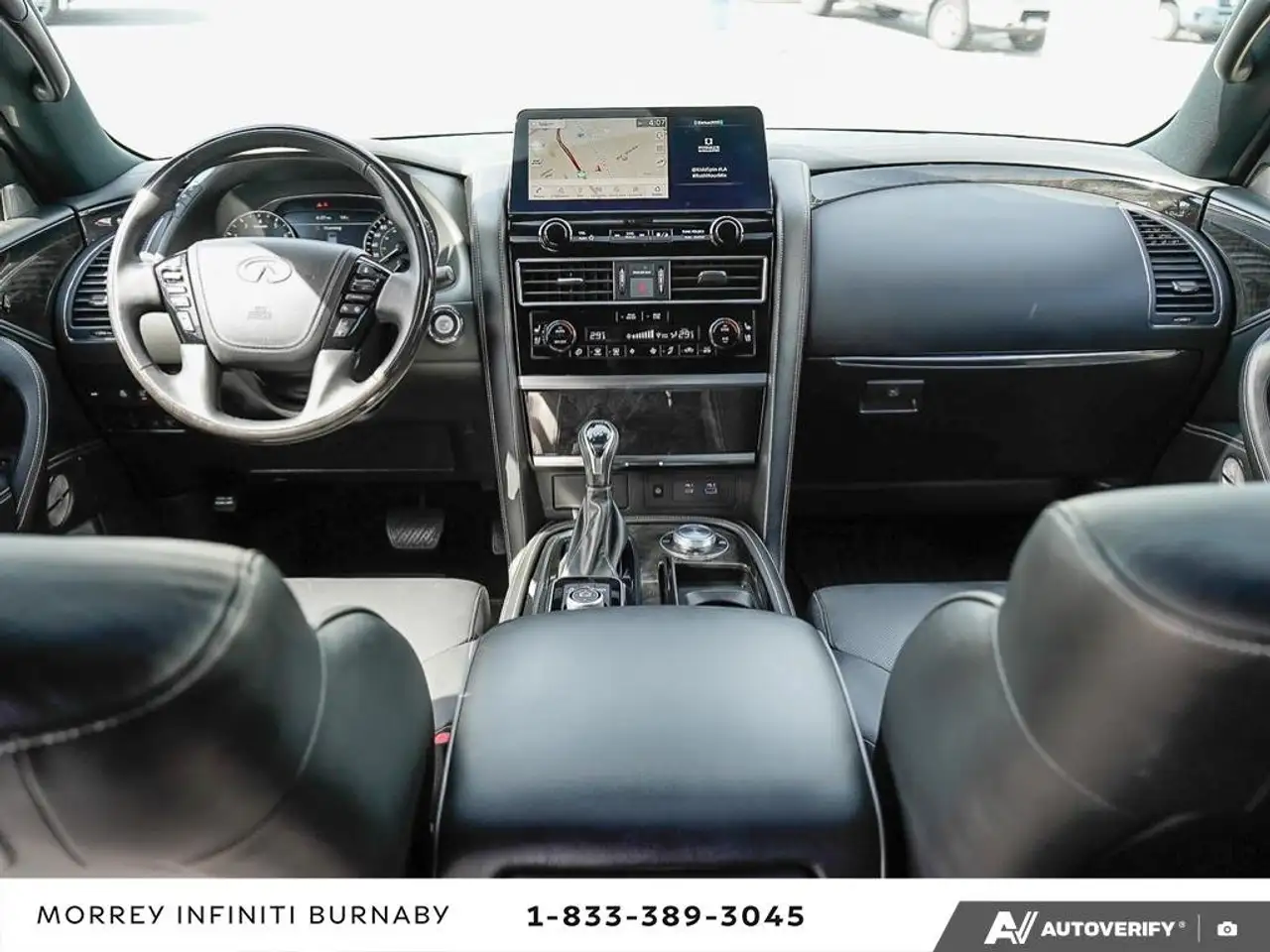 Infiniti QX80 - Image 24