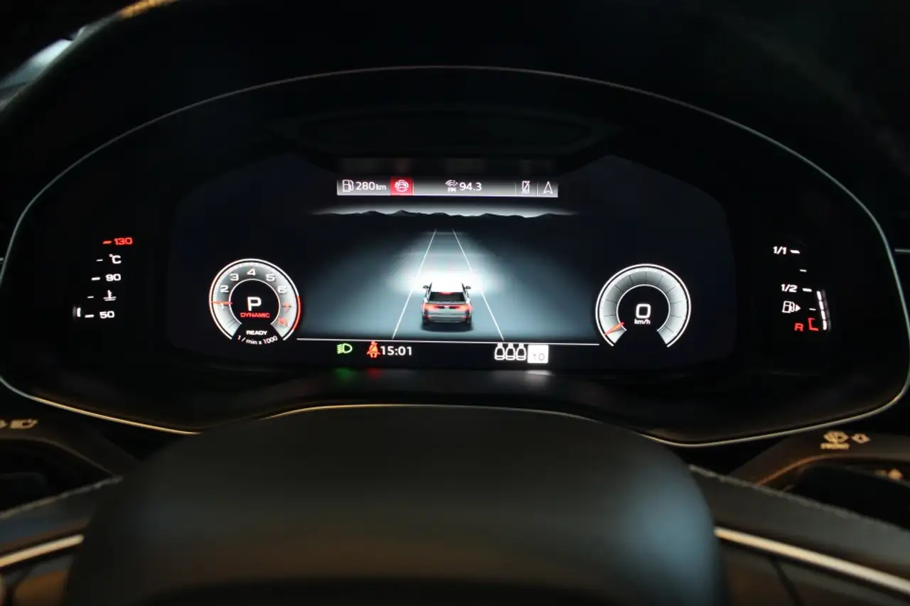 Audi Q8 - Image 20