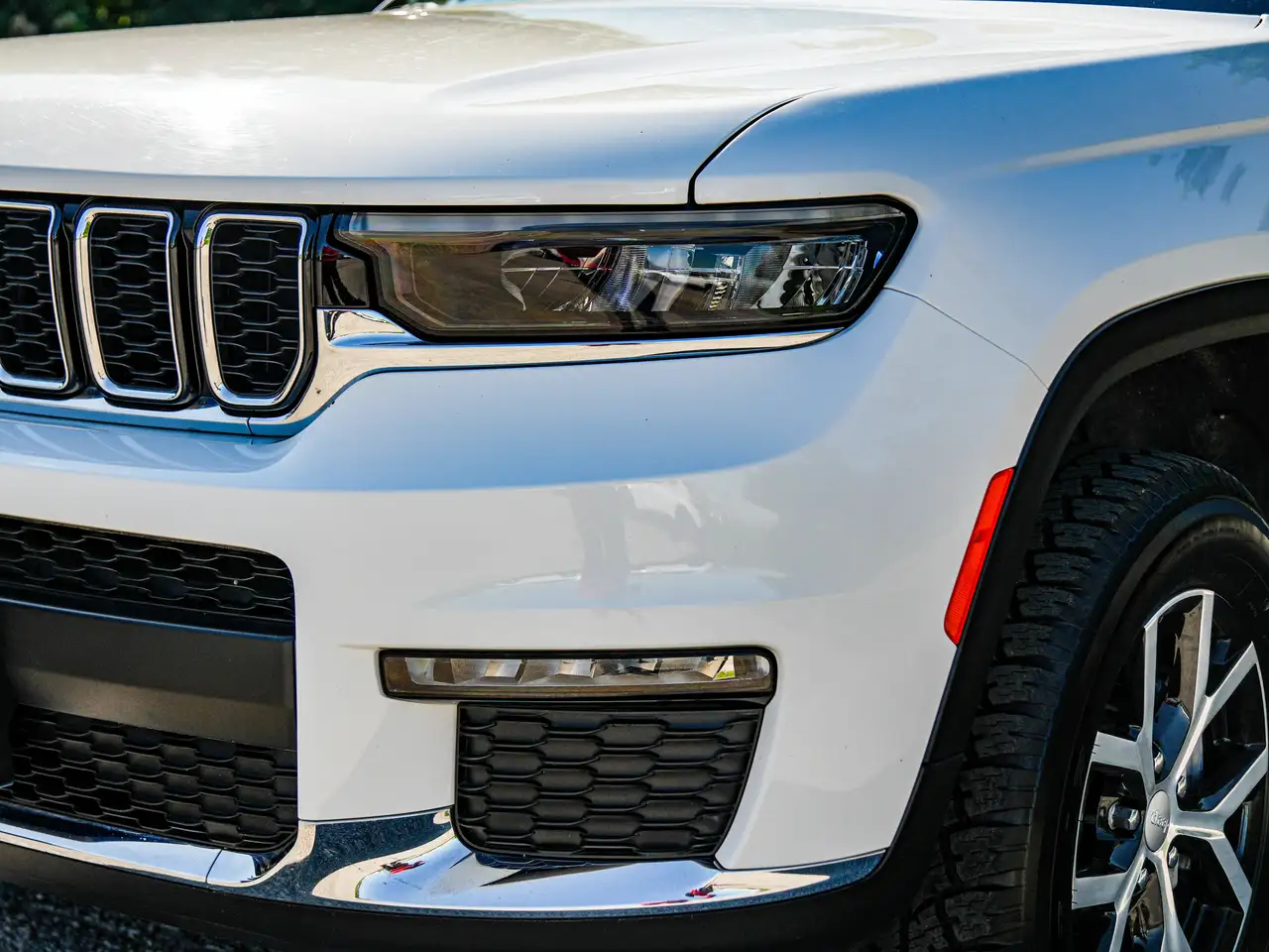 Jeep Grand Cherokee - Image 9