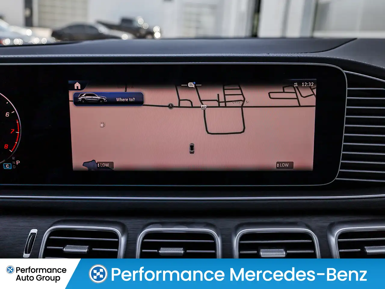 Mercedes-Benz GLE - Image 26