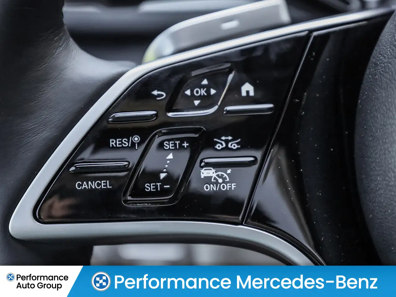 Mercedes-Benz GLE - Image 22