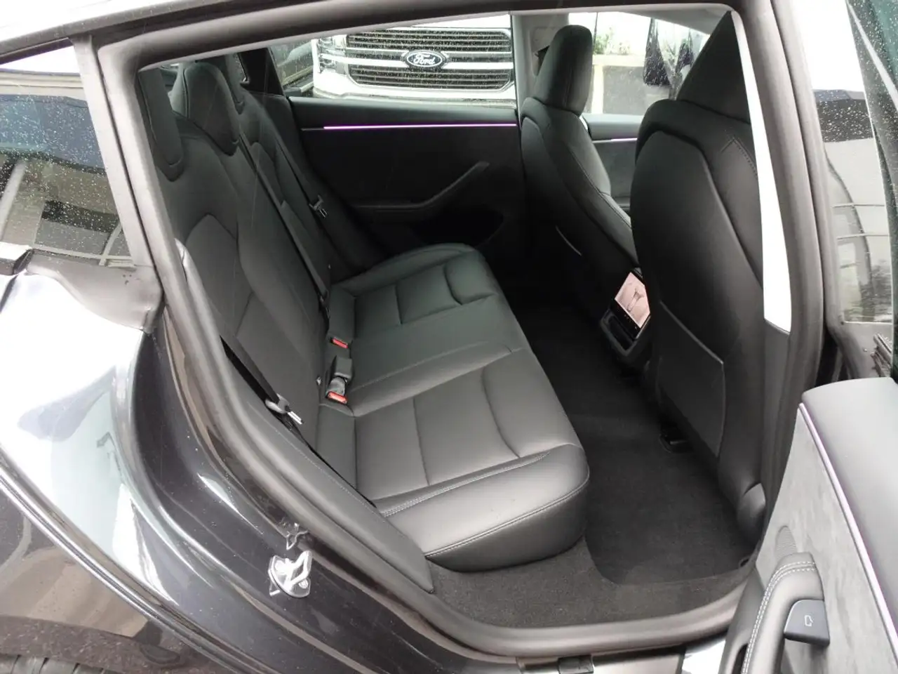Tesla Model 3 - Image 17