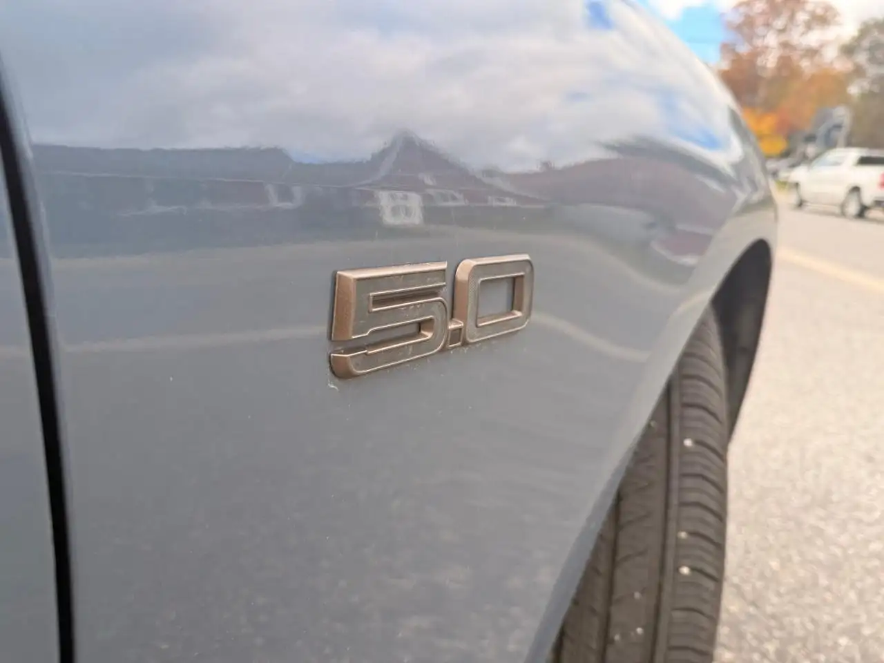 Ford Mustang - Image 2