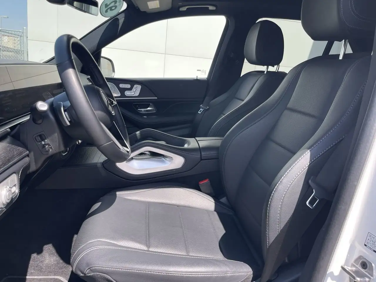 Mercedes-Benz GLE - Image 19