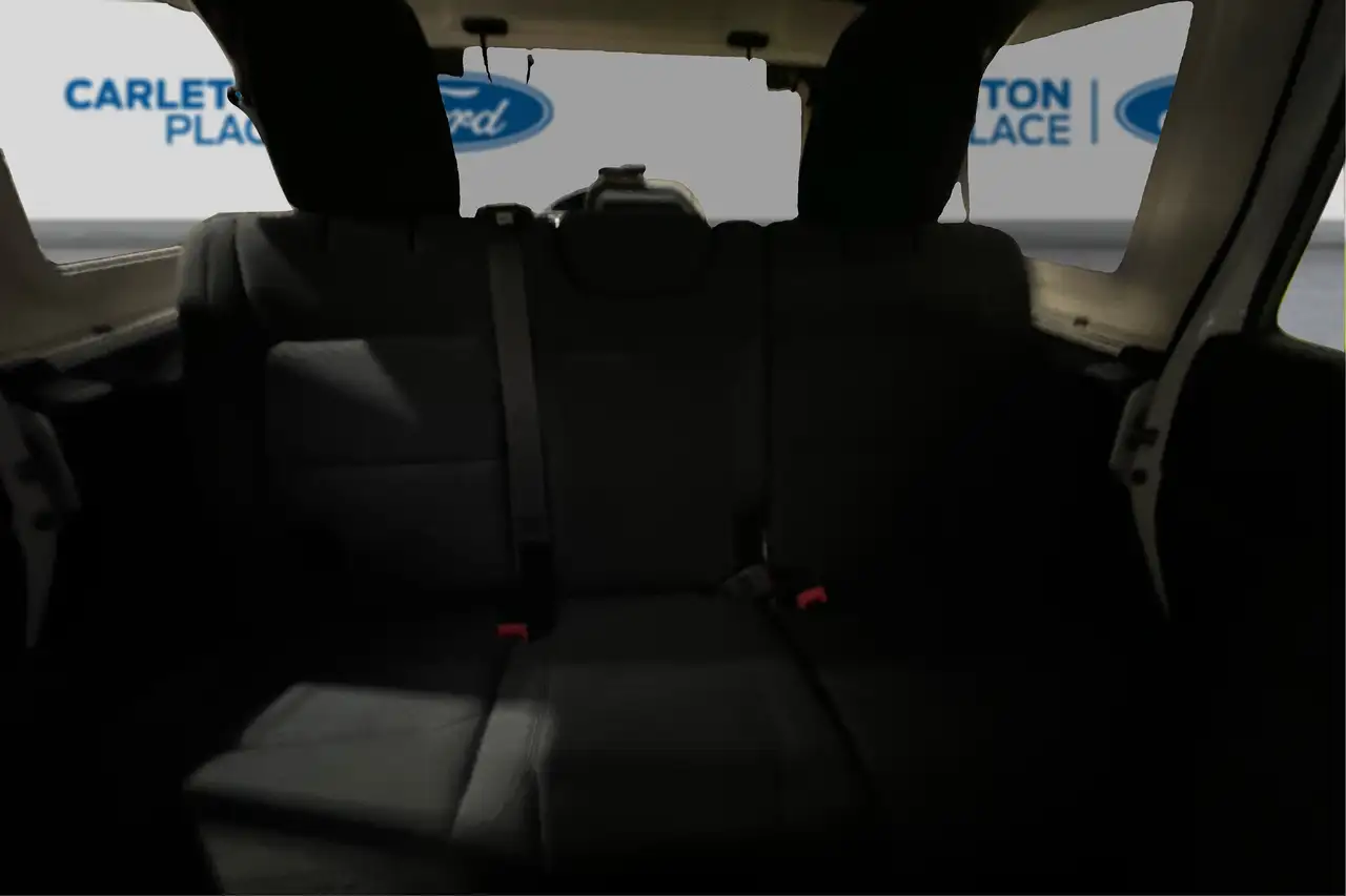 Jeep Wrangler - Image 13