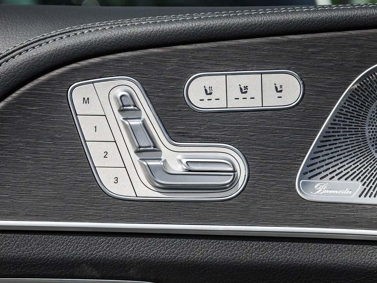 Mercedes-Benz GLE - Image 19