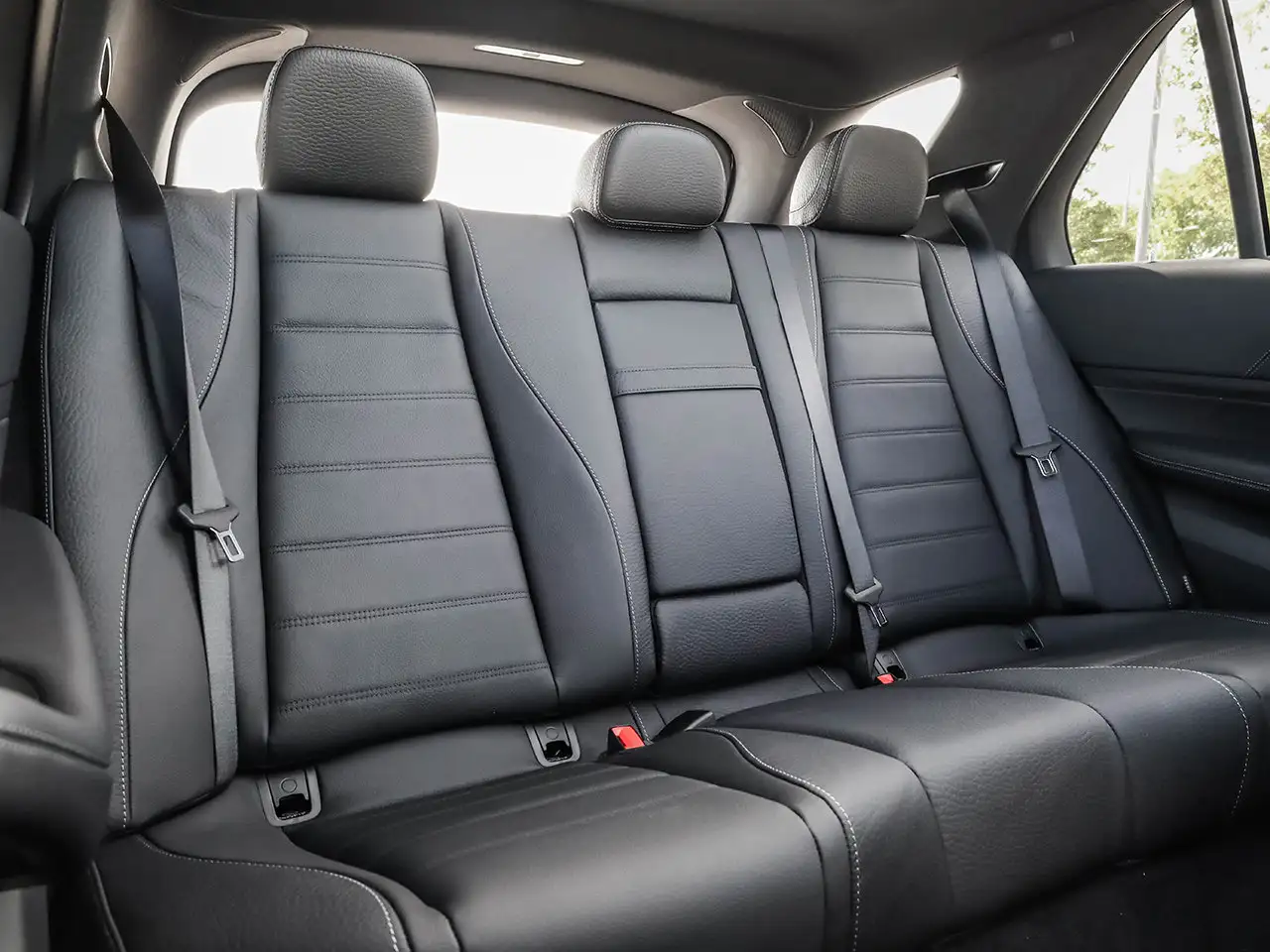 Mercedes-Benz GLE - Image 15