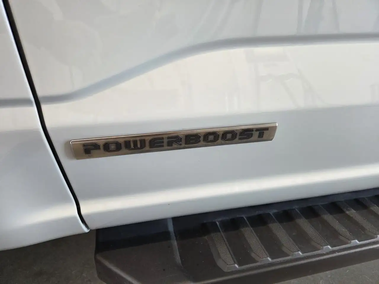 Ford F-150 - Image 10