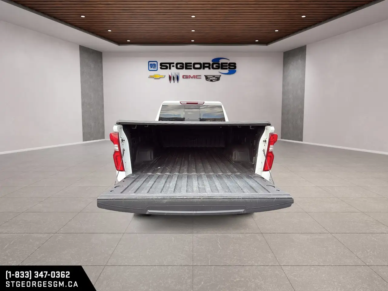 Chevrolet Silverado 1500 - Image 10