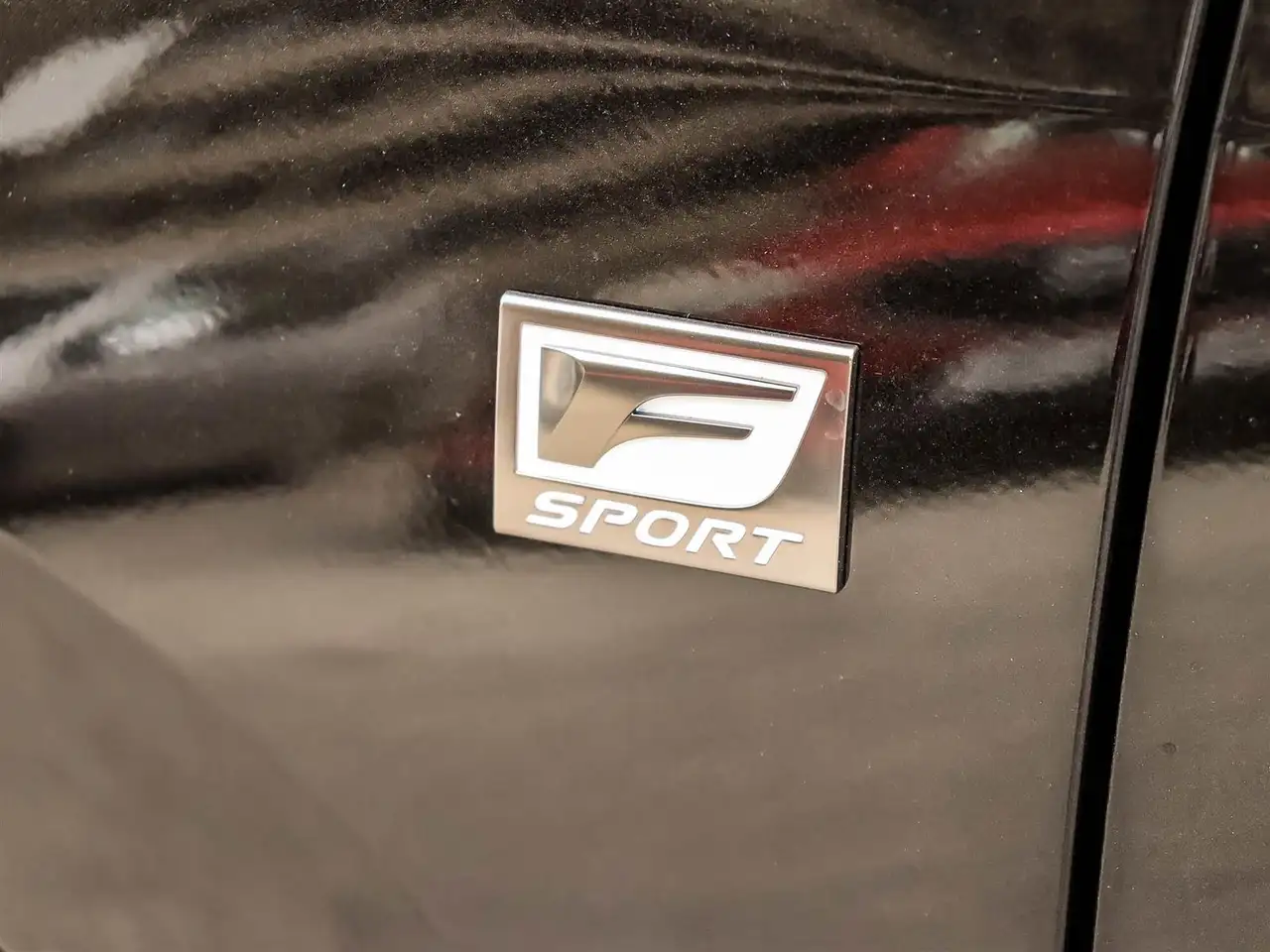 Lexus NX - Image 19