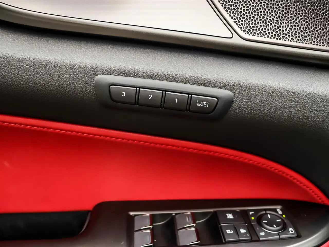 Lexus NX - Image 21