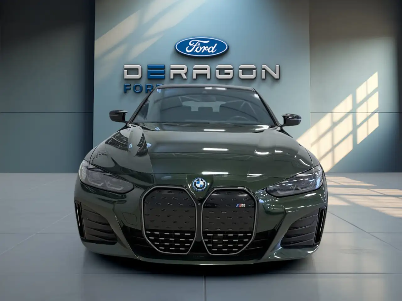 BMW i4 - Image 2