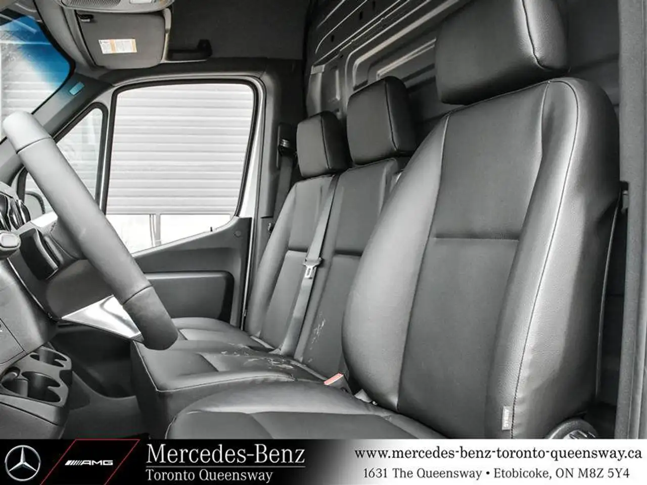 Mercedes-Benz Sprinter - Image 16