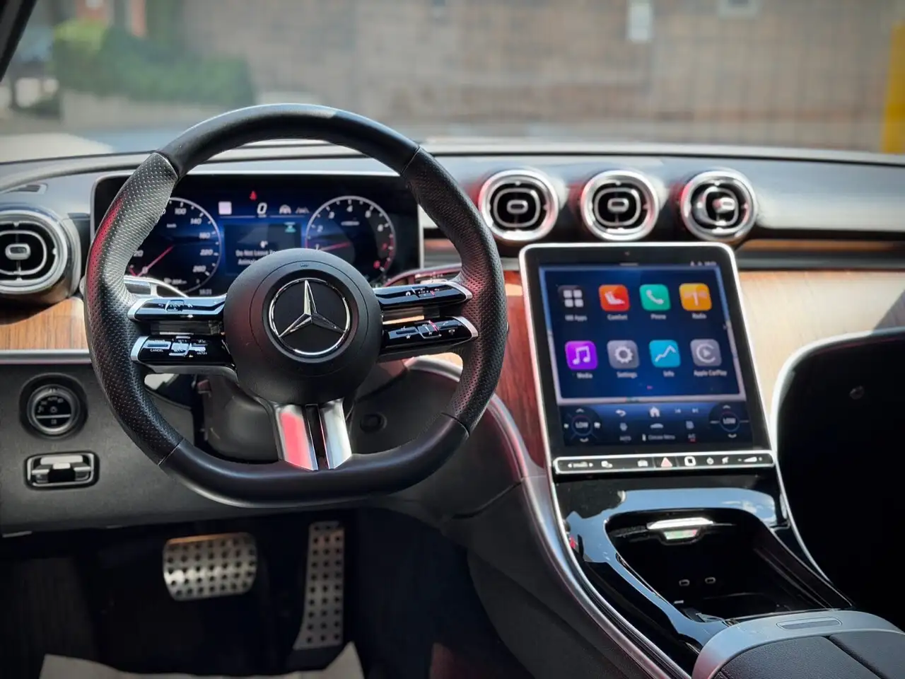 Mercedes-Benz C-Class - Image 19