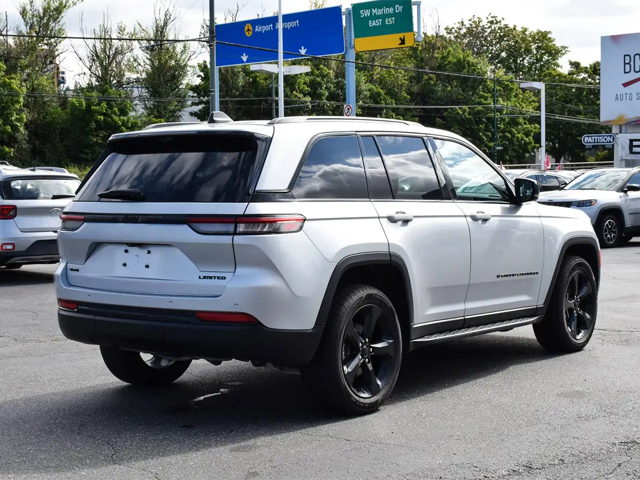 Jeep Grand Cherokee - Image 5