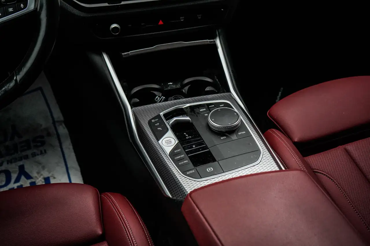BMW 3 Series - Image 15