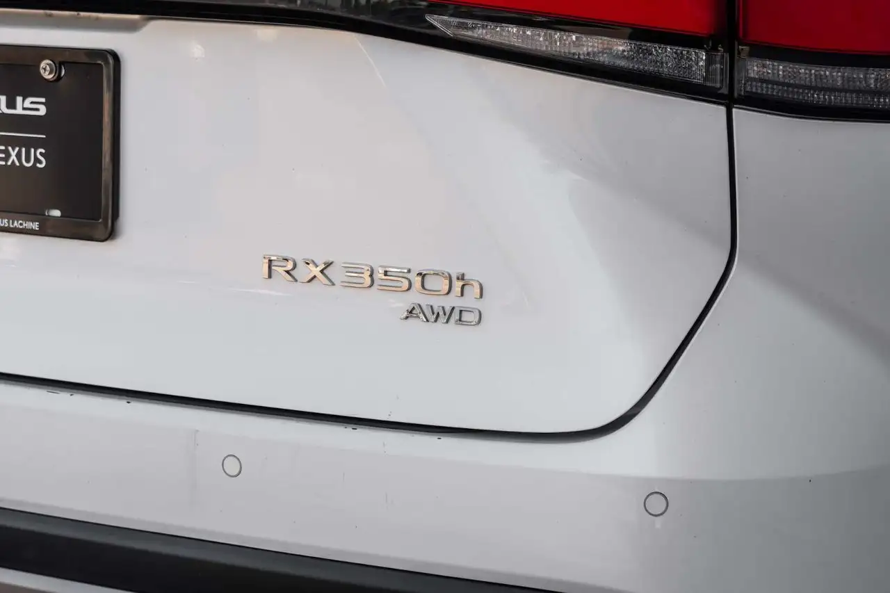 Lexus RX 350h - Image 17