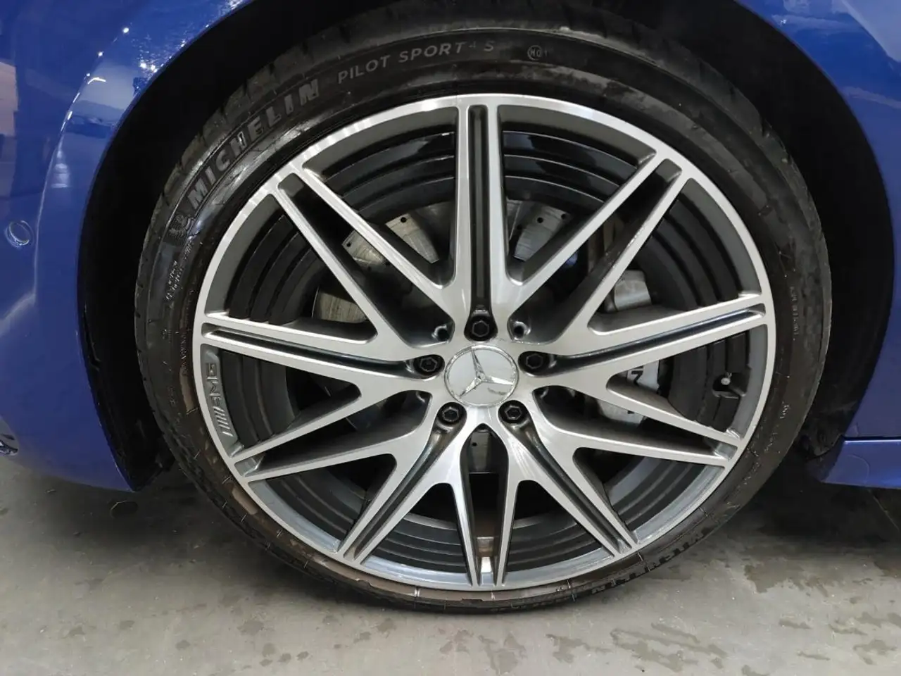 Mercedes-Benz C-Class - Image 7