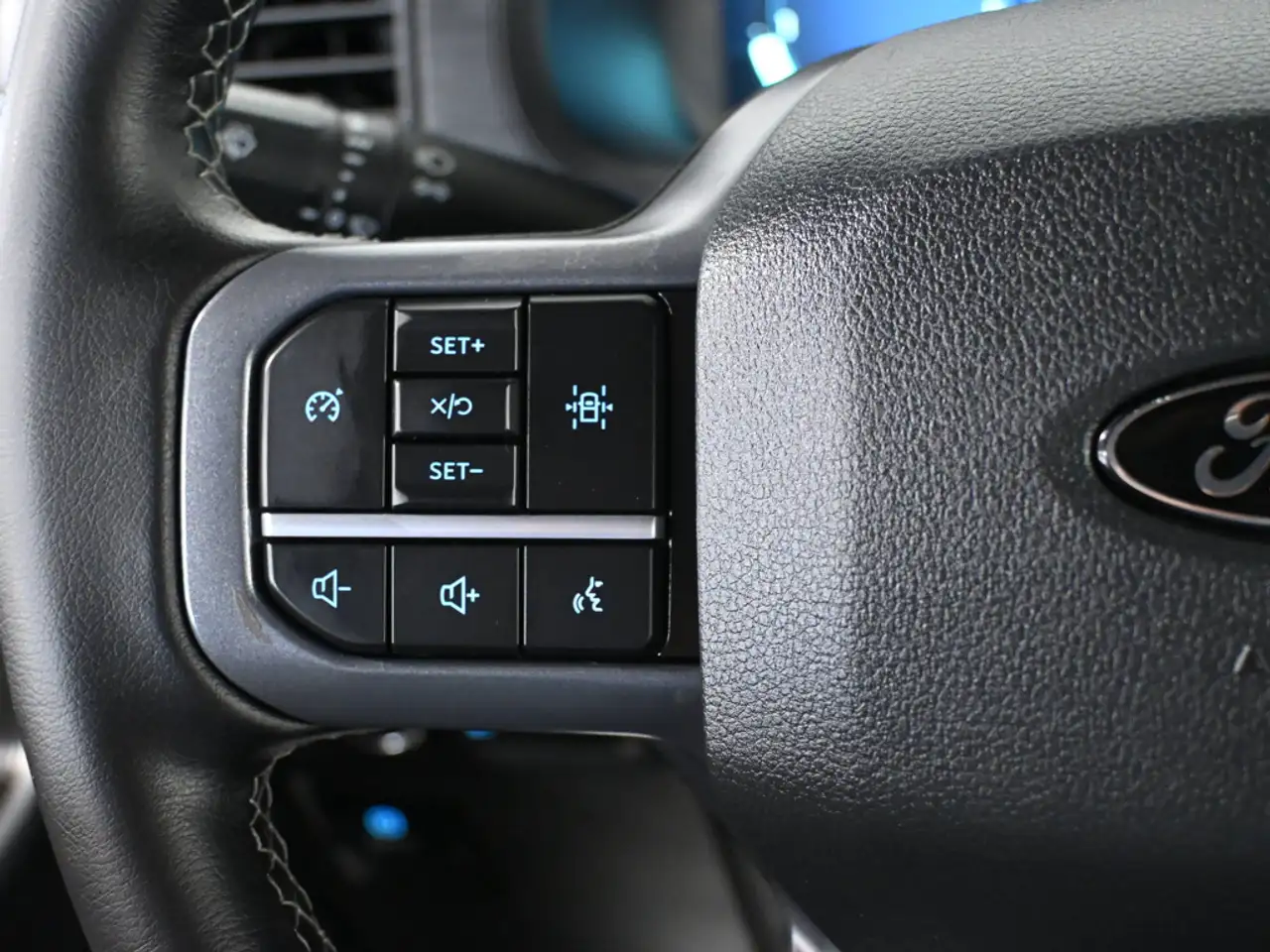 Ford F-150 - Image 14