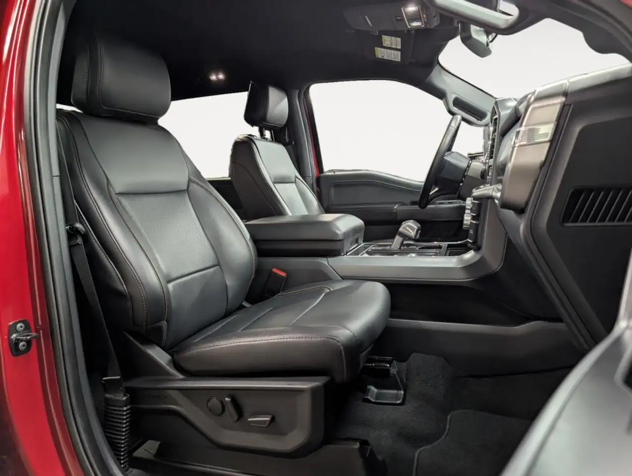 Ford F-150 - Image 10