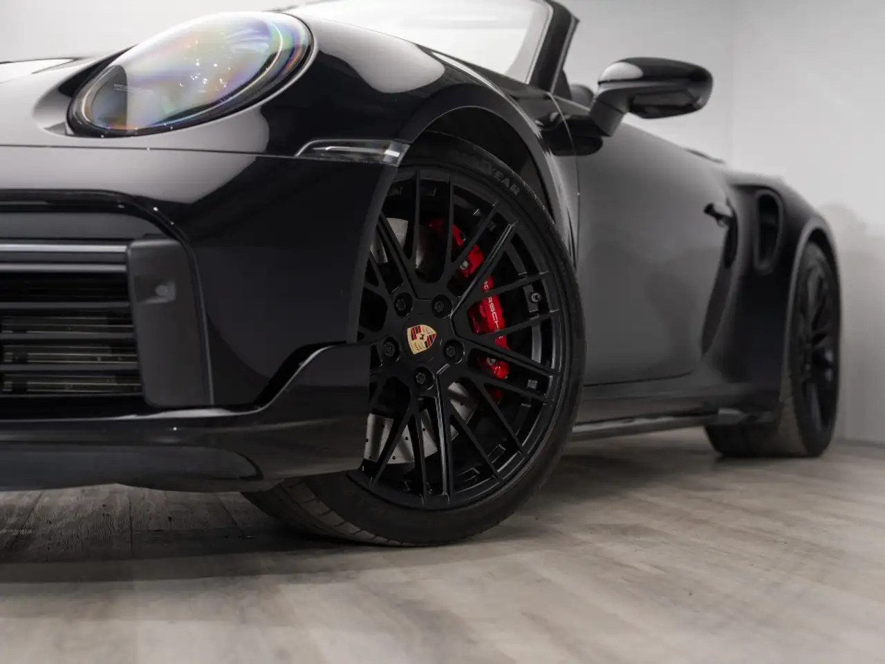Porsche 911 - Image 6