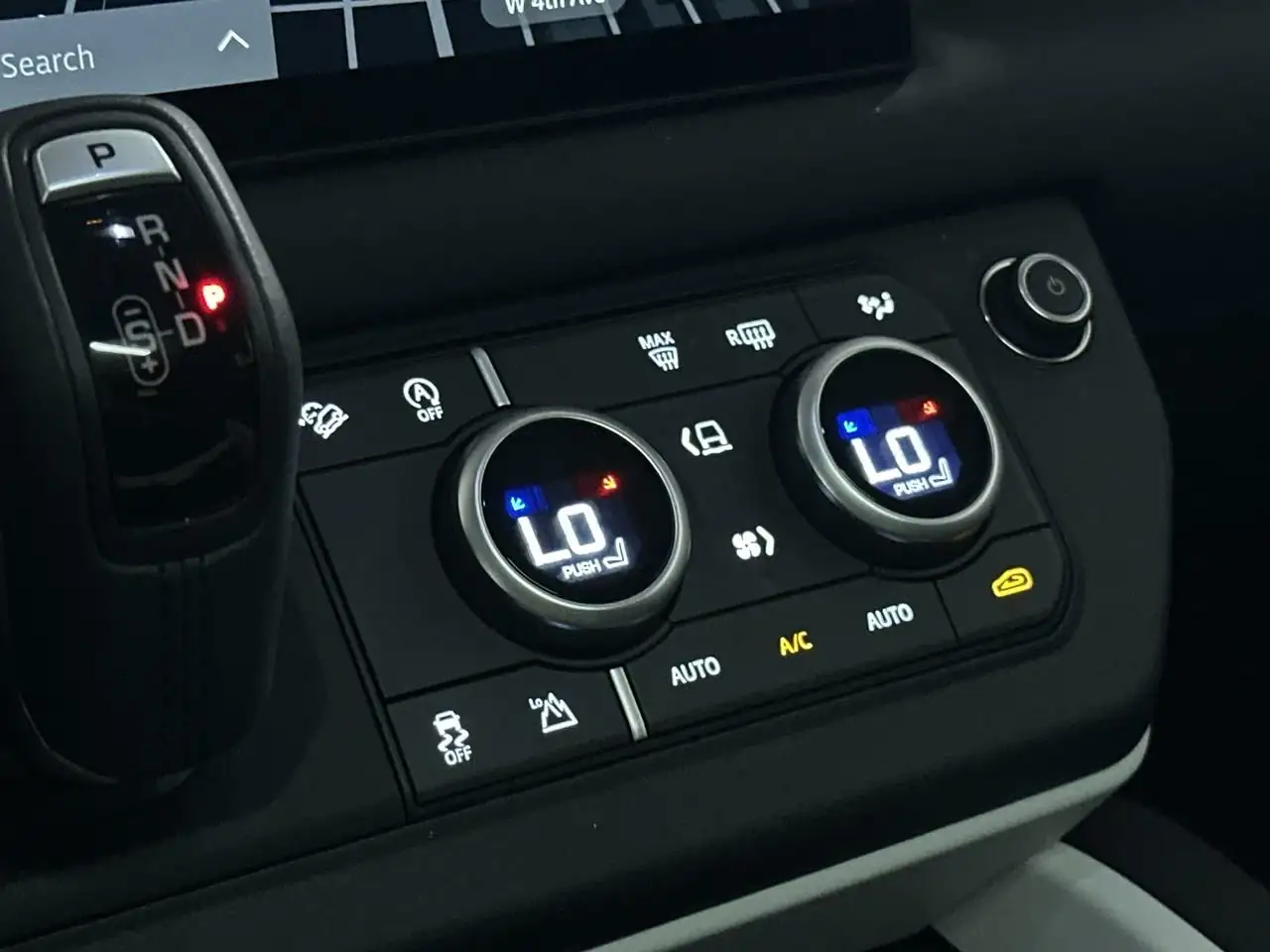 Land Rover Defender - Image 27