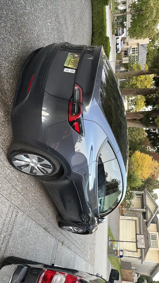Tesla Model Y - Image 6