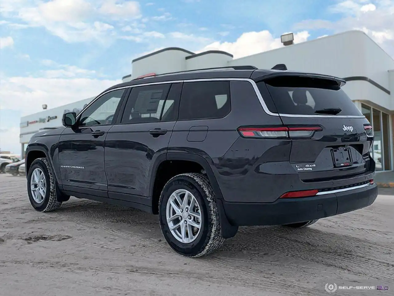 Jeep Grand Cherokee - Image 10