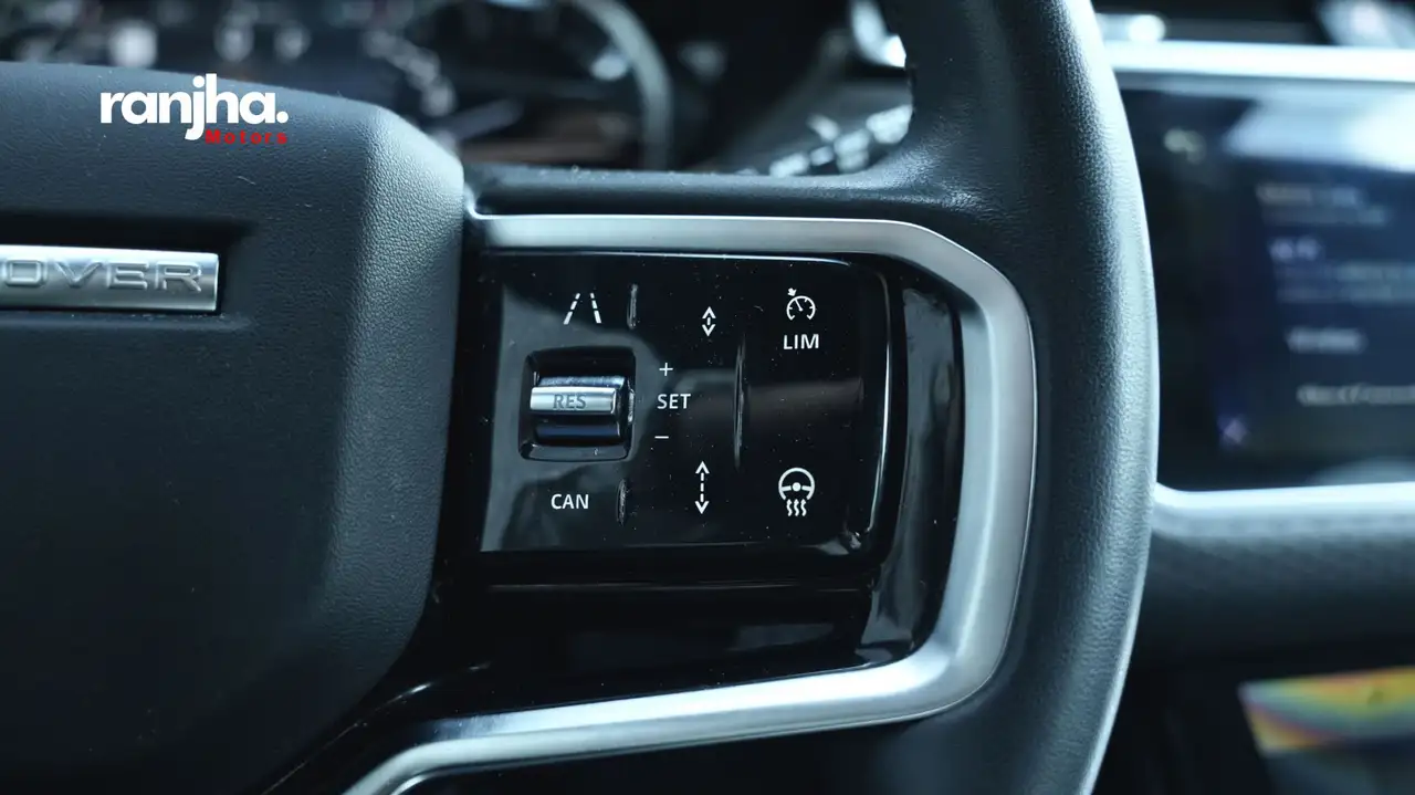 Land Rover Range Rover Velar - Image 22