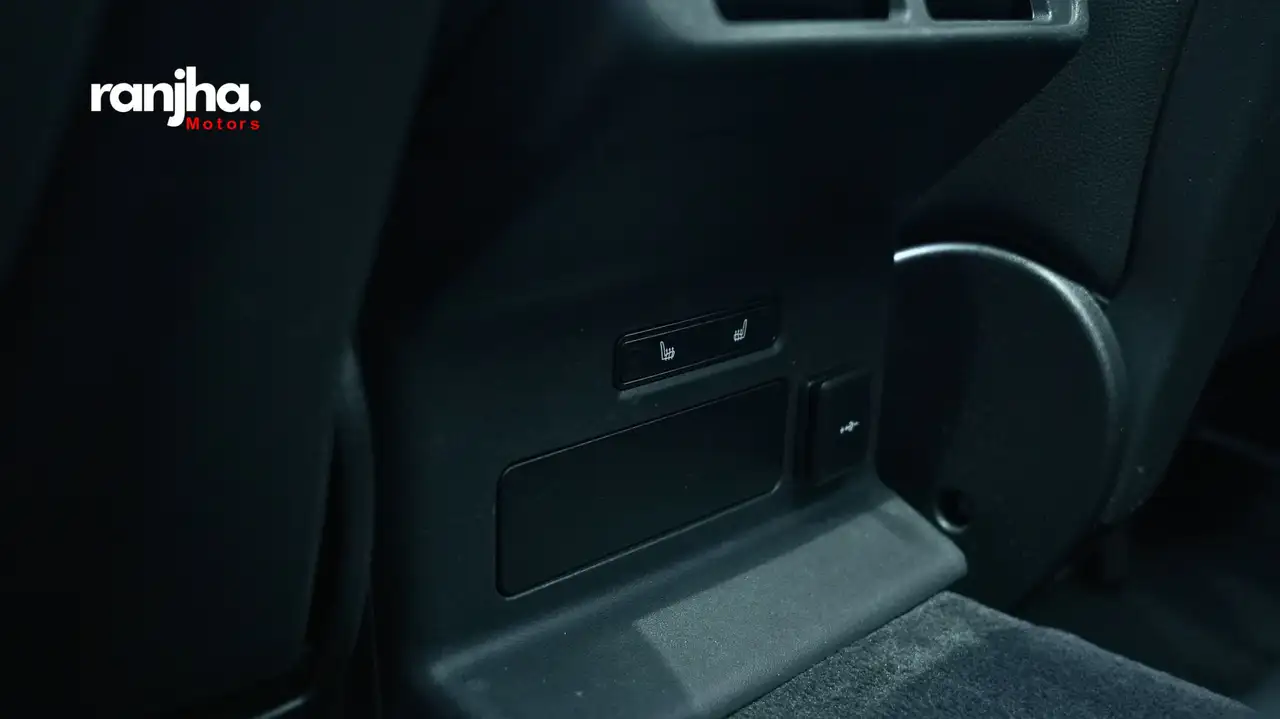 Land Rover Range Rover Velar - Image 35