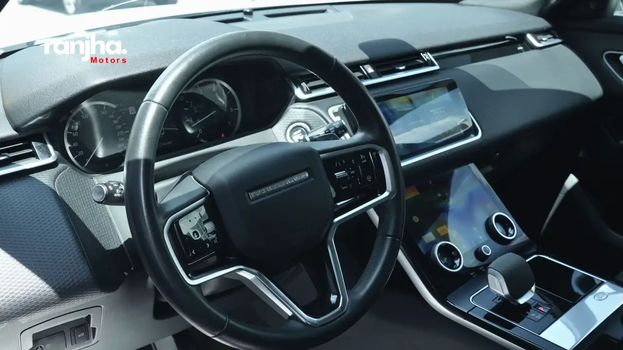 Land Rover Range Rover Velar - Image 13