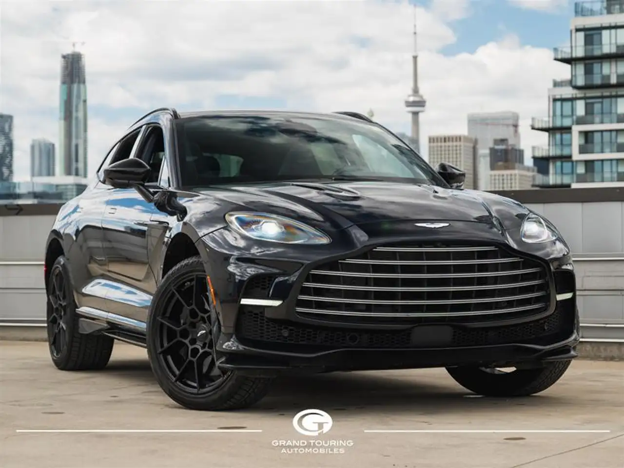 Aston Martin DBX