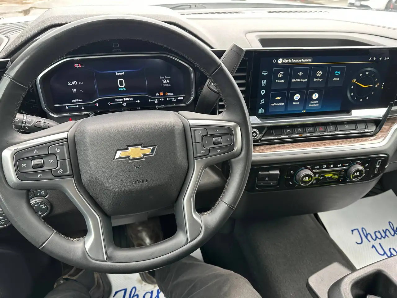 Chevrolet Silverado 1500 - Image 14