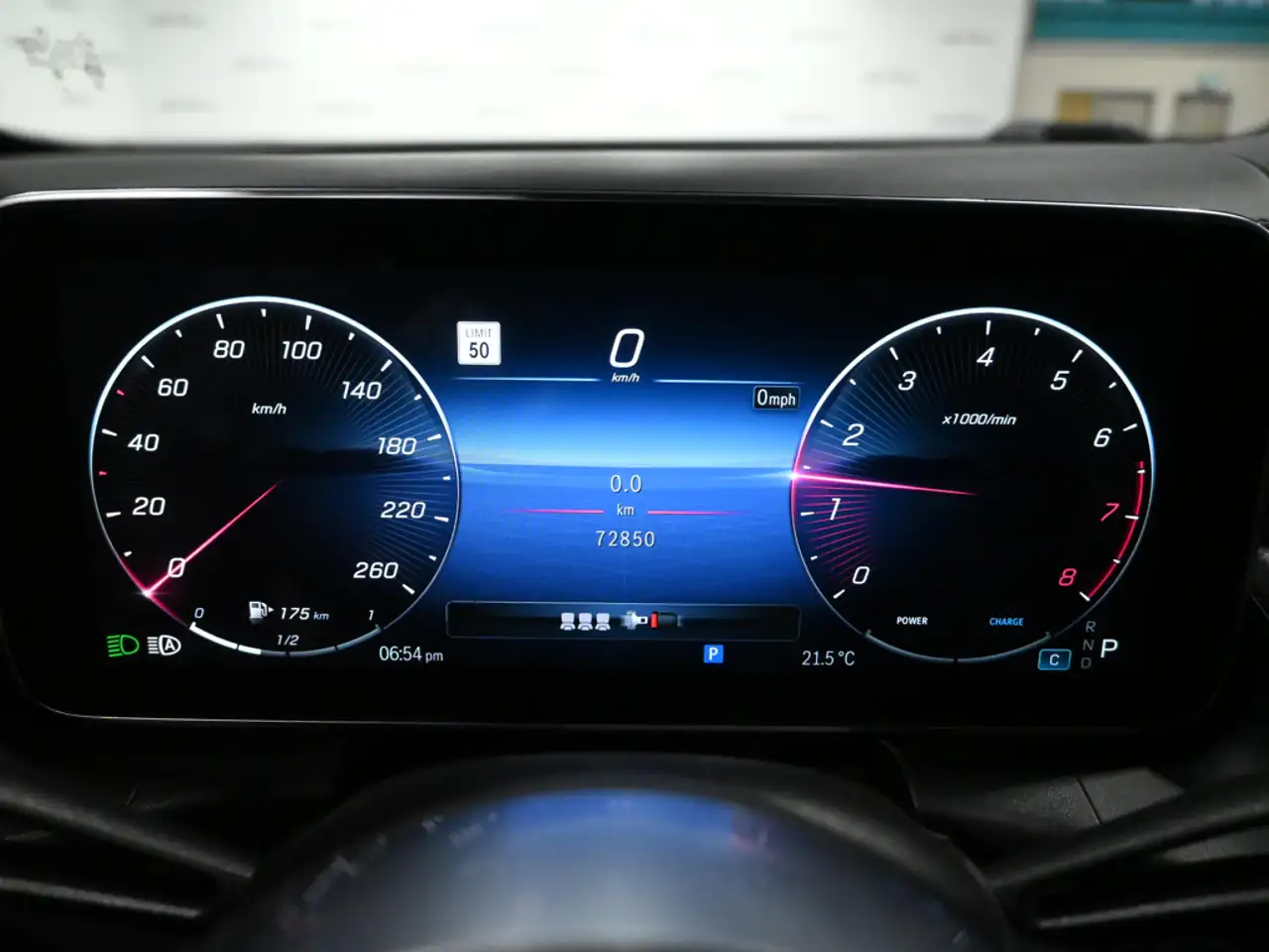 Mercedes-Benz GLC - Image 13