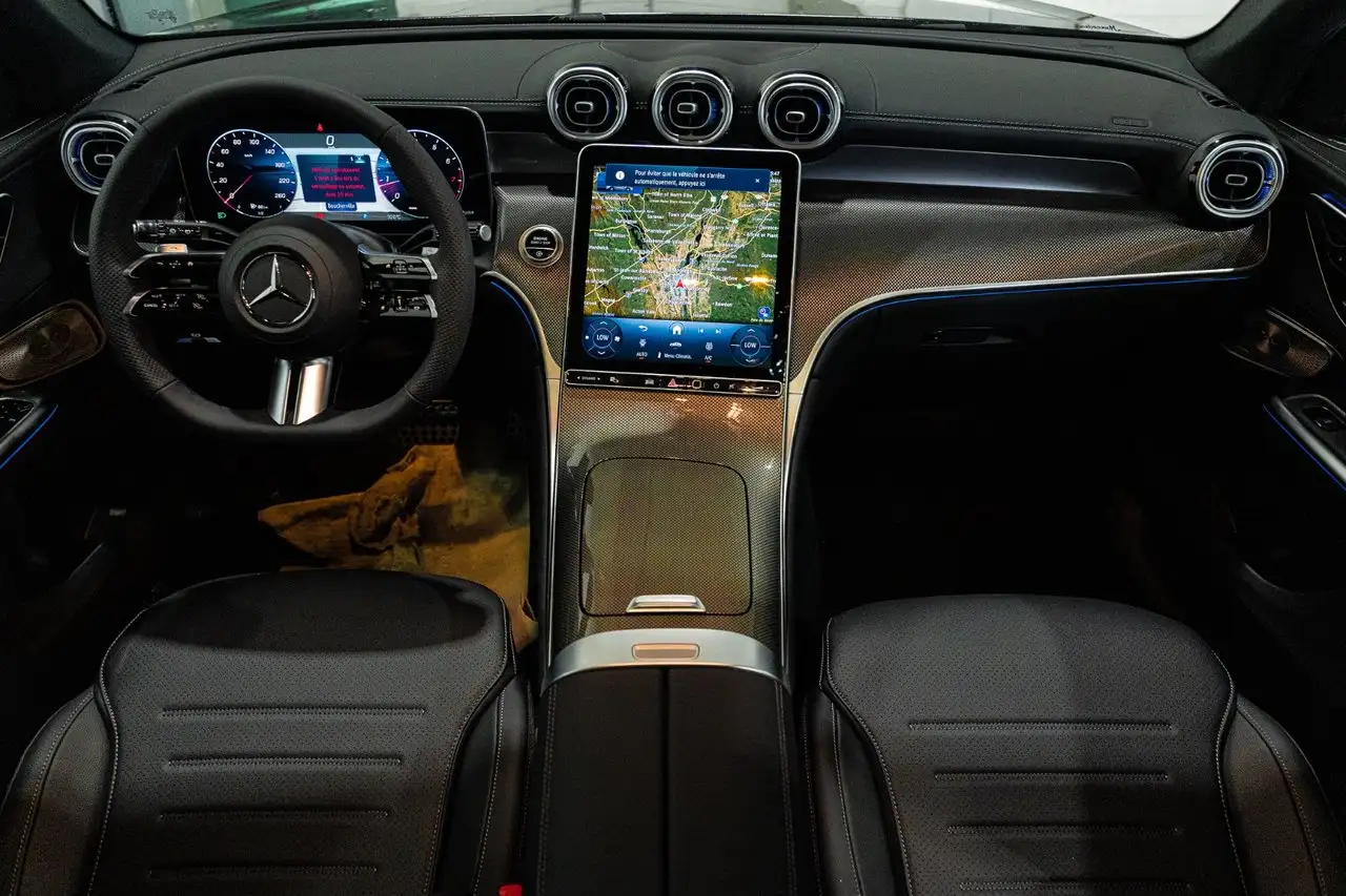 Mercedes-Benz GLC - Image 16