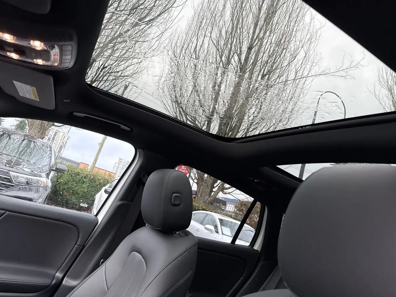 Mercedes-Benz GLA - Image 22