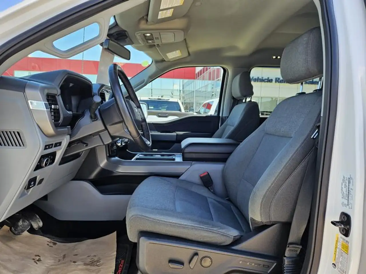 Ford F-150 - Image 15