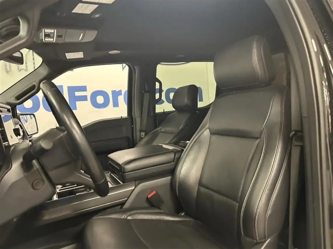 Ford F-150 - Image 11