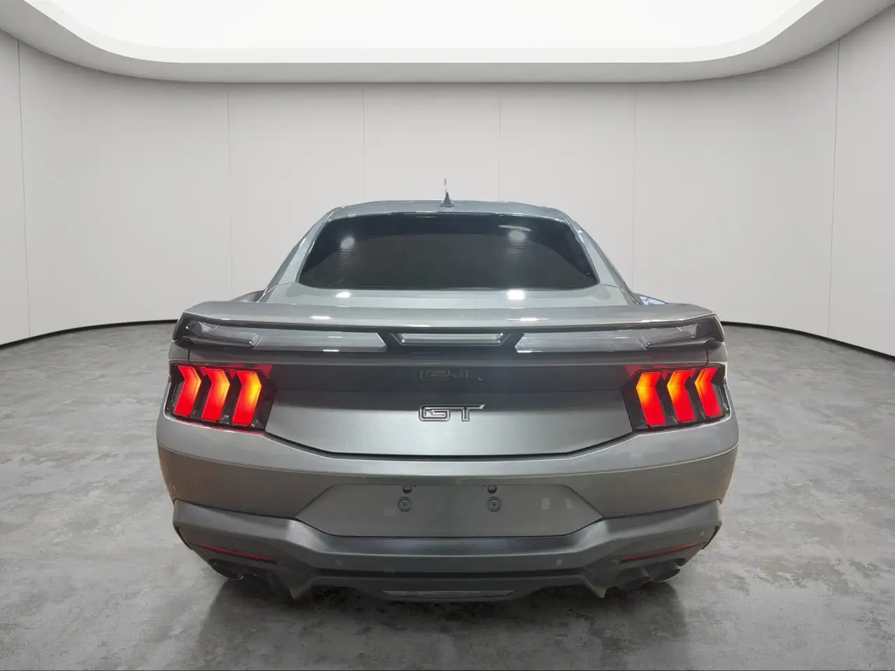 Ford Mustang - Image 5