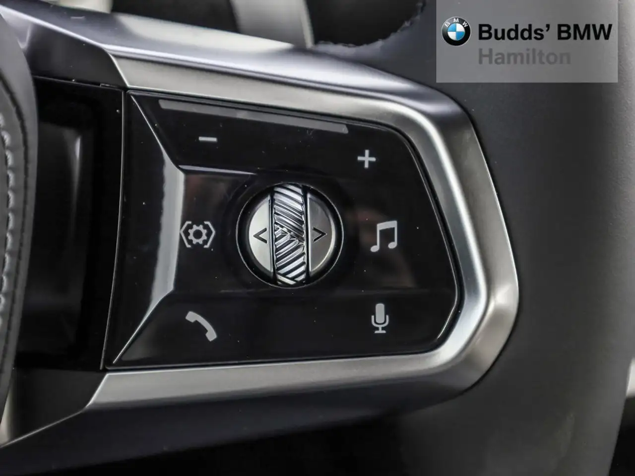 BMW 7 Series - Image 29