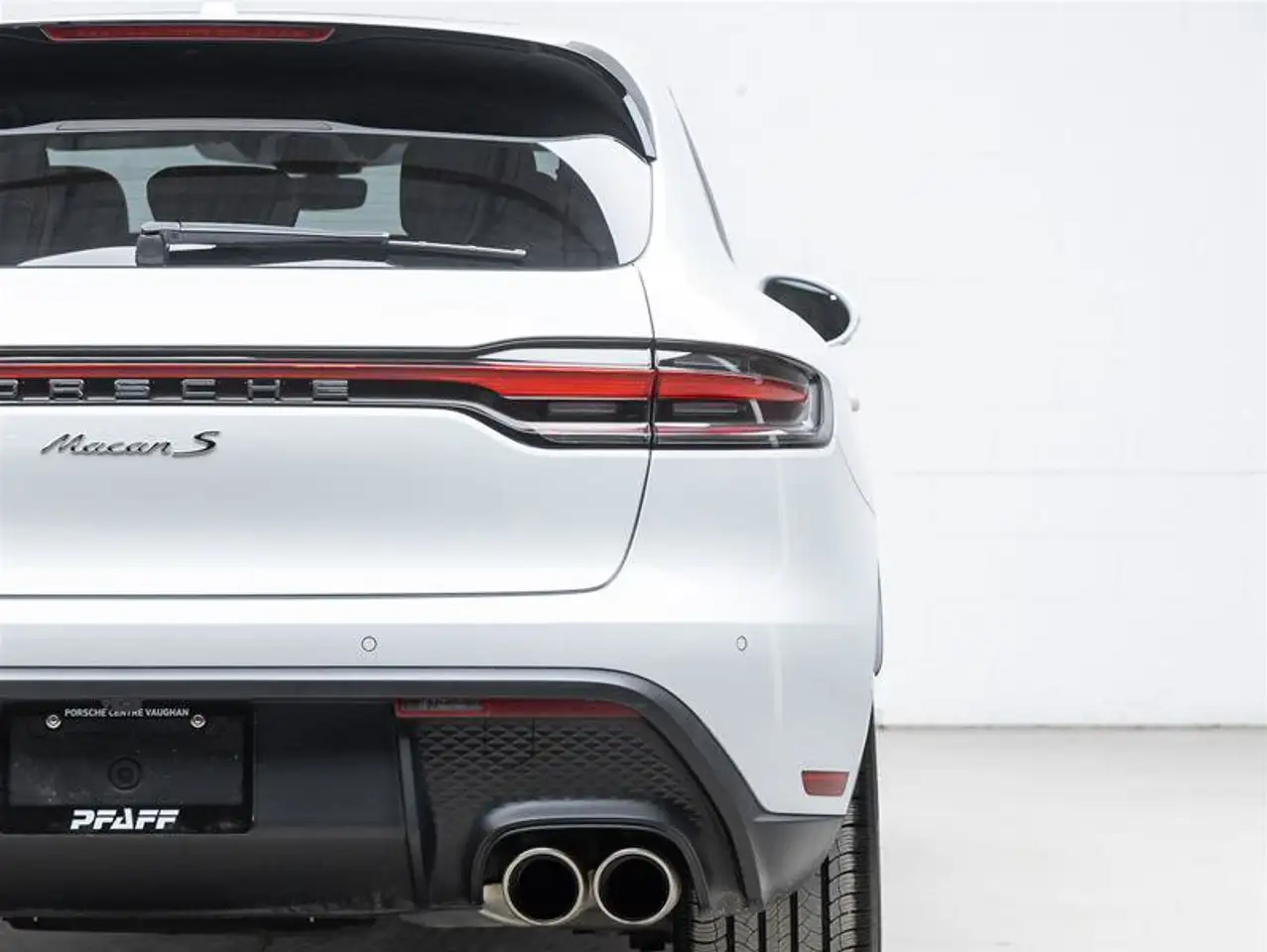 Porsche Macan - Image 12