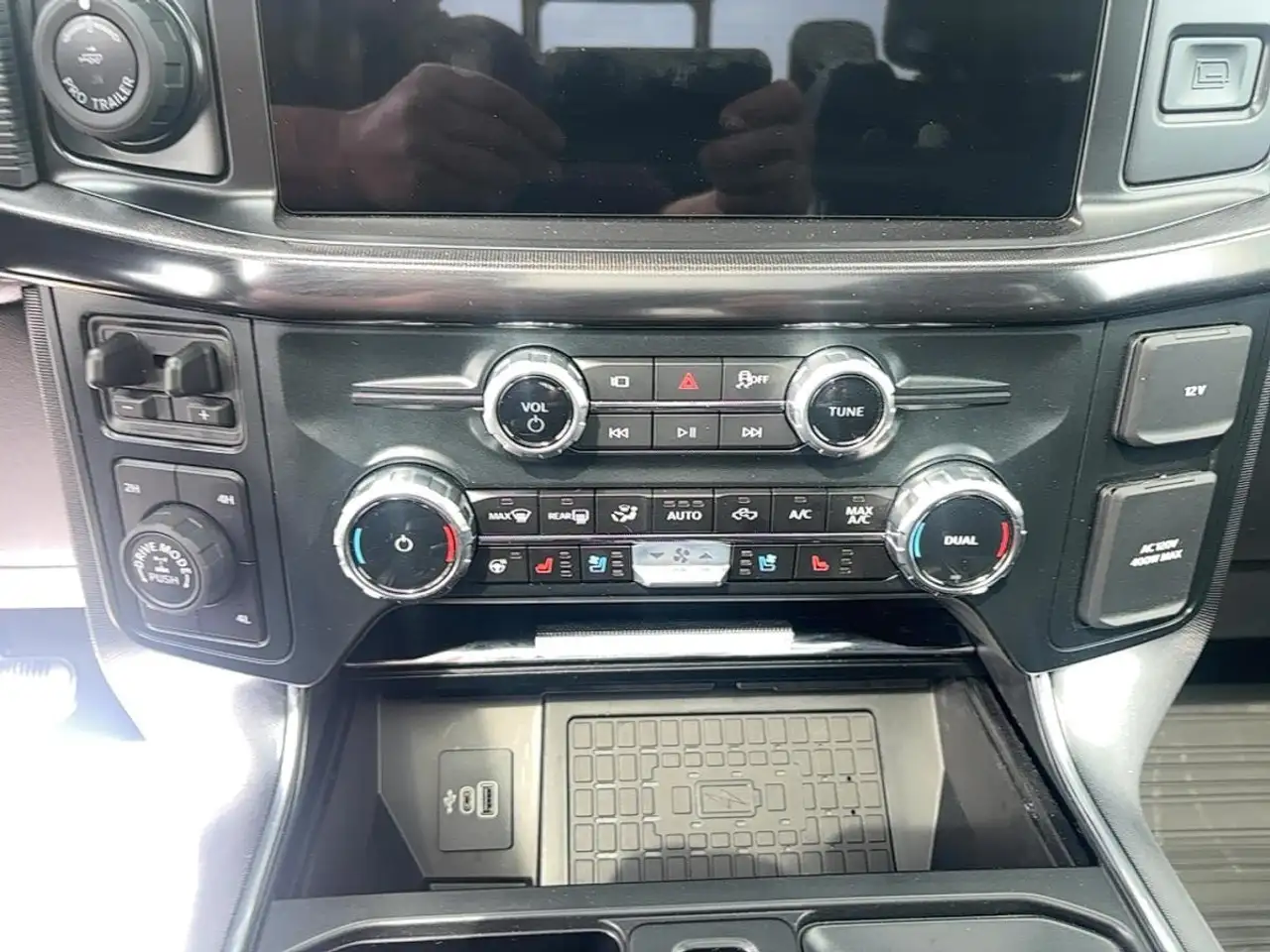 Ford F-150 - Image 16