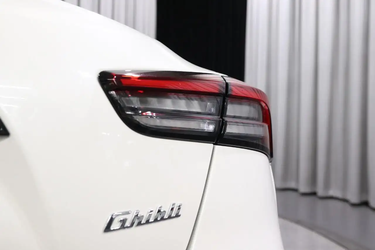 Maserati Ghibli - Image 11