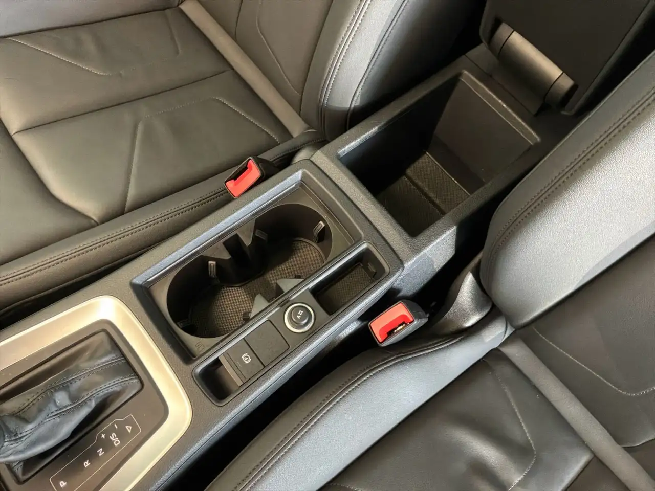 Audi Q3 - Image 15