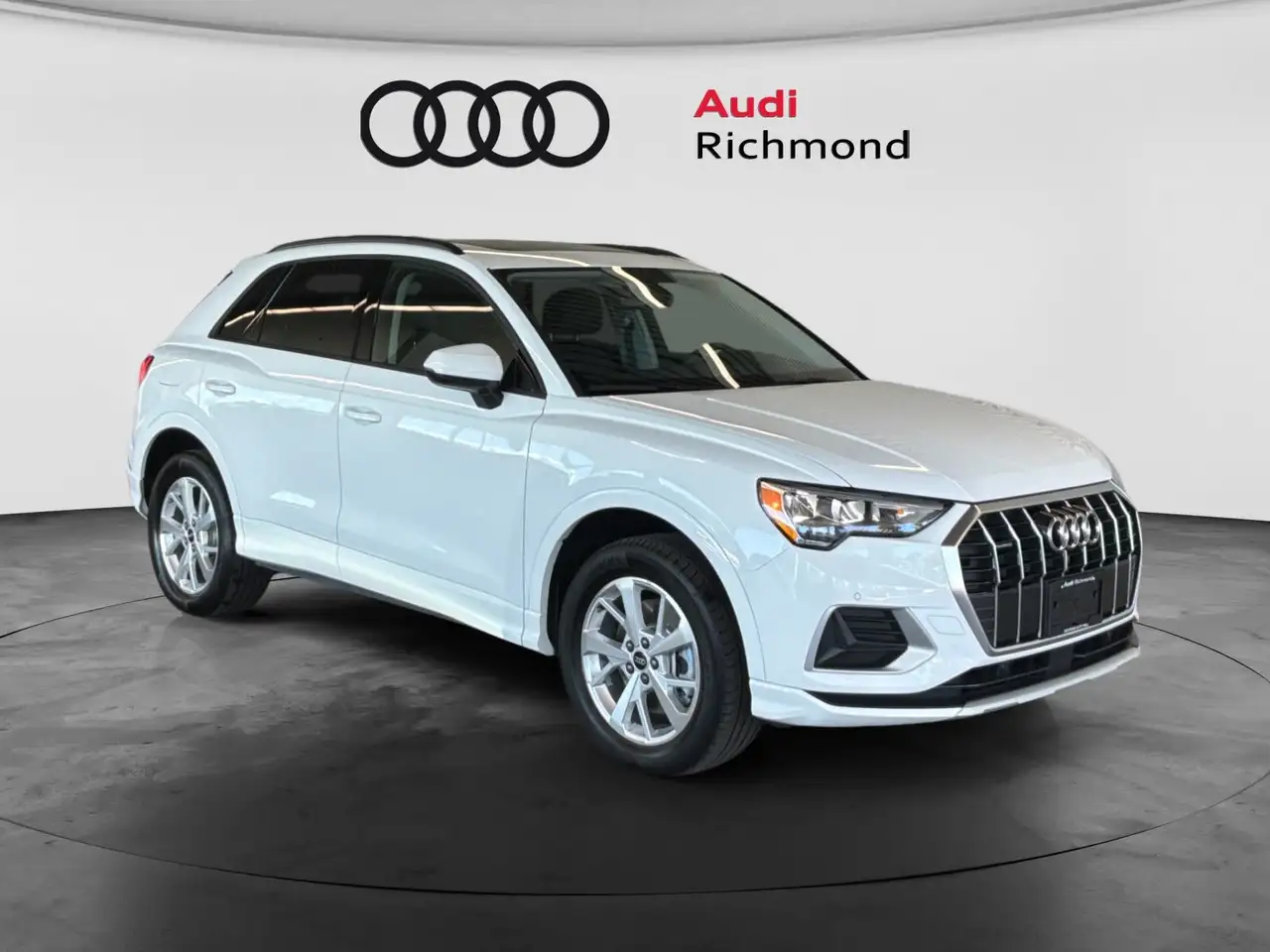 Audi Q3 - Image 3