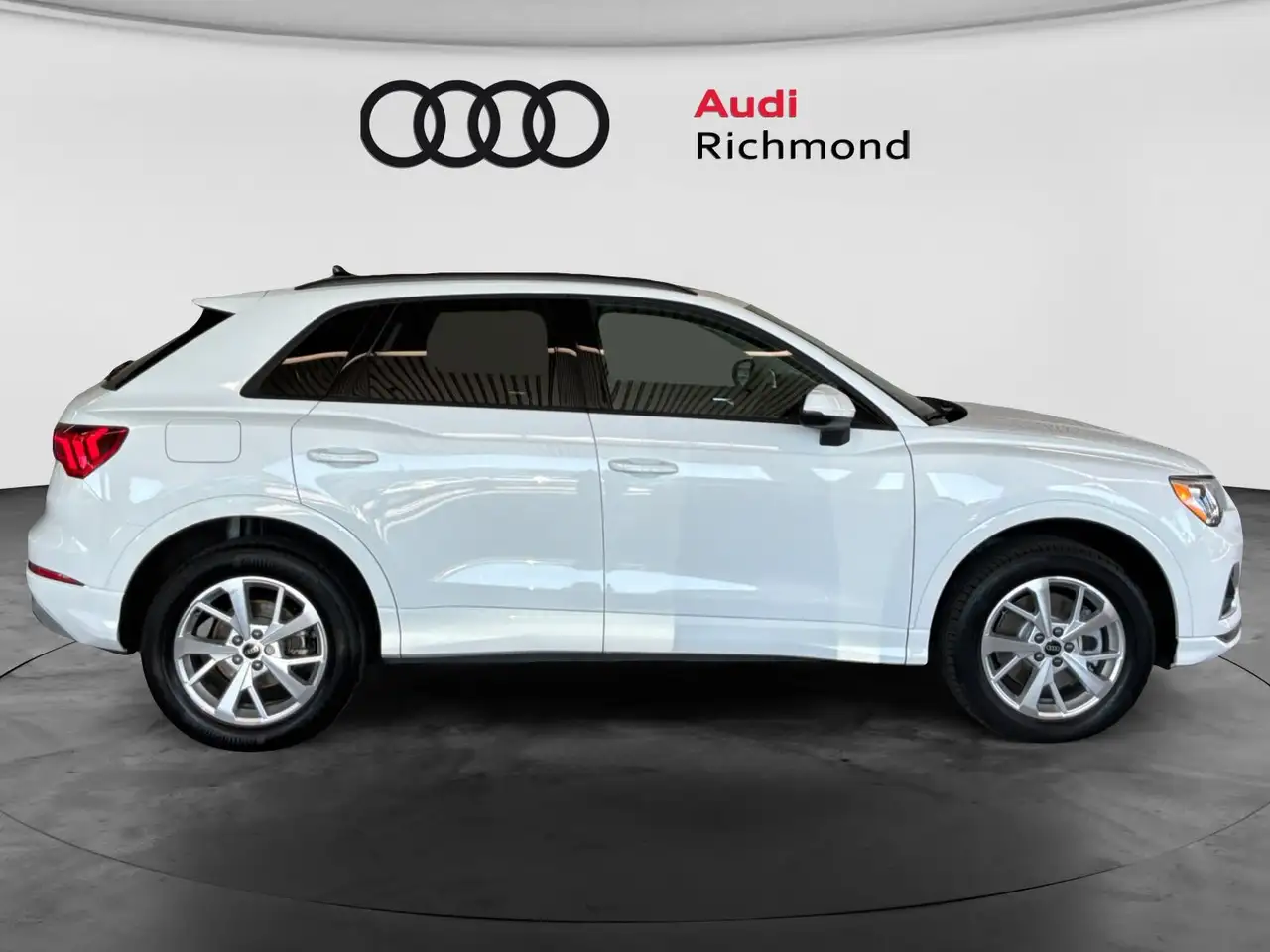 Audi Q3 - Image 4
