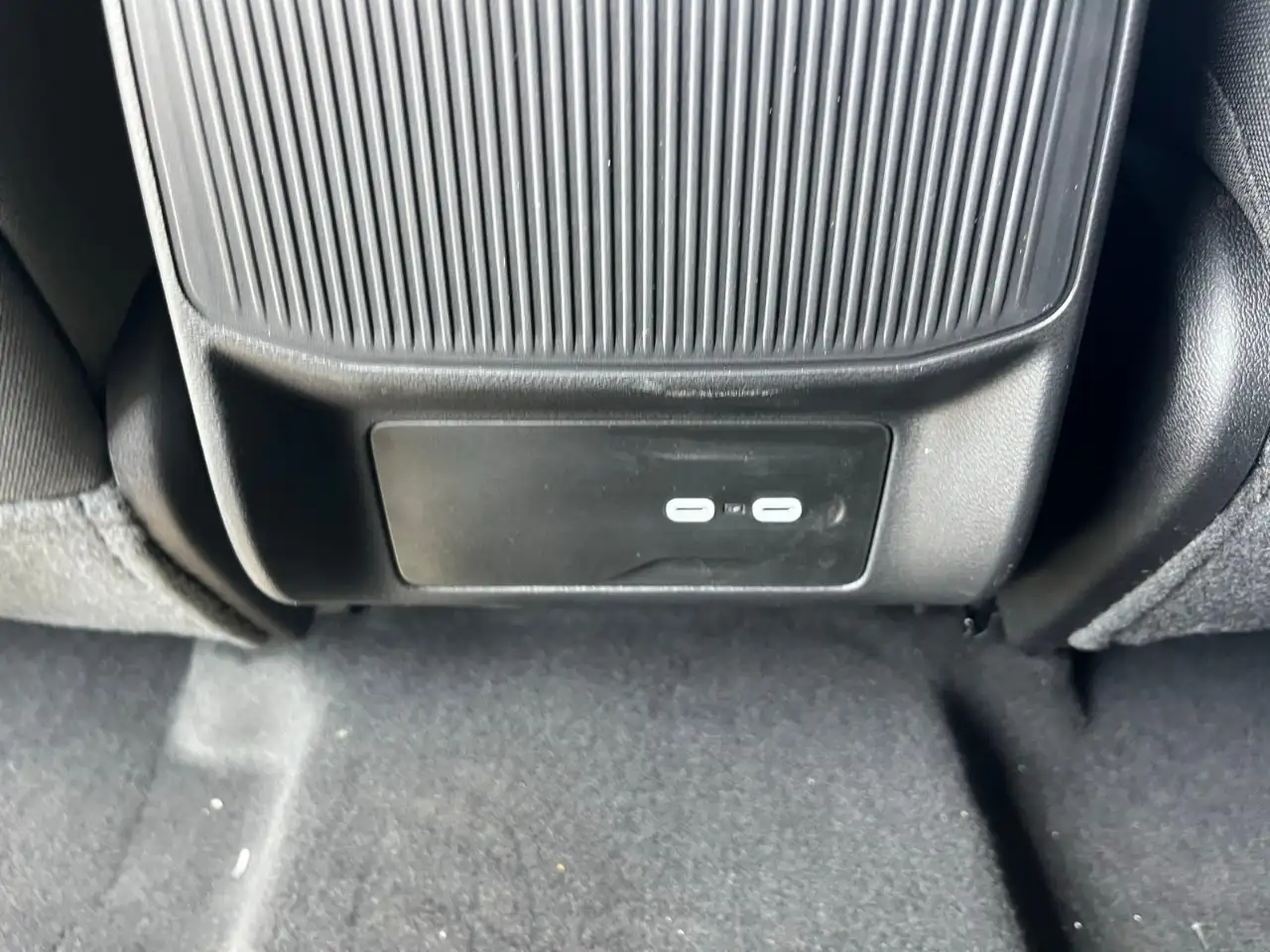 Jeep Cherokee - Image 21