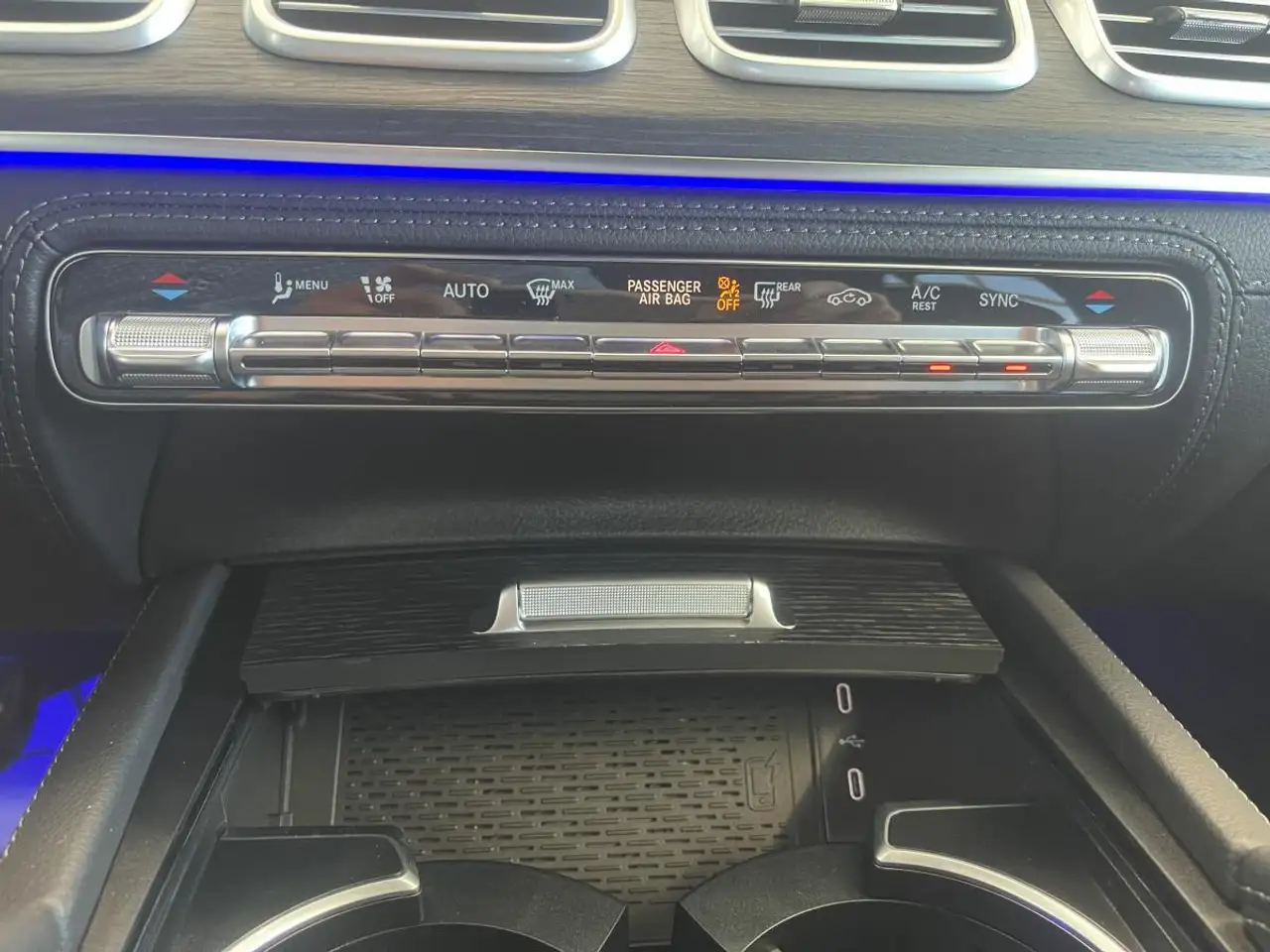 Mercedes-Benz GLE - Image 24